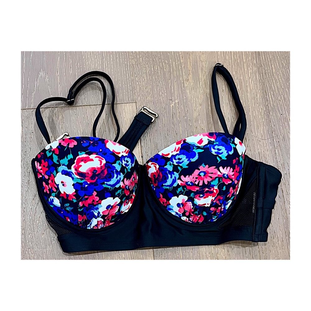 Xhilaration | black with blue and pink floral bikini top with cut out and mesh